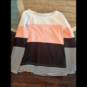 Long sleeve women’s top